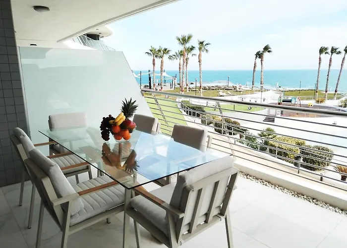Luxury Apartment Infinity View